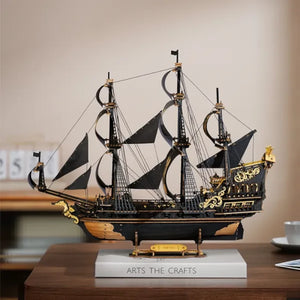 Maqueta de madera 3D a escala Barco Pirata ROKR MCB02