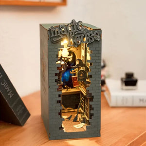 Maqueta Sujetalibros Magic House Rolife TGB03