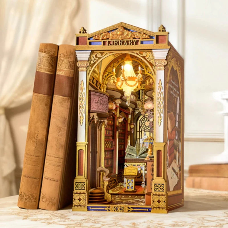 Maqueta Sujetalibros Biblioteca de las Maravillas Rolife TGB16