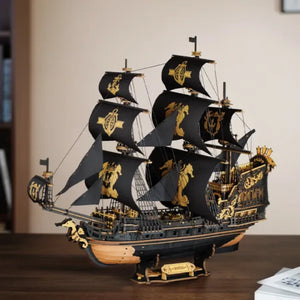 Maqueta de madera 3D a escala Barco Pirata ROKR MCB02