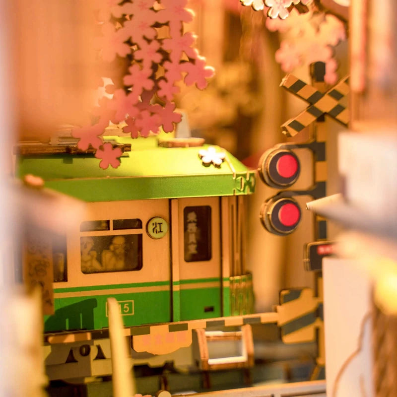 Maqueta Sujetalibros Sakura Densya Rolife TGB01