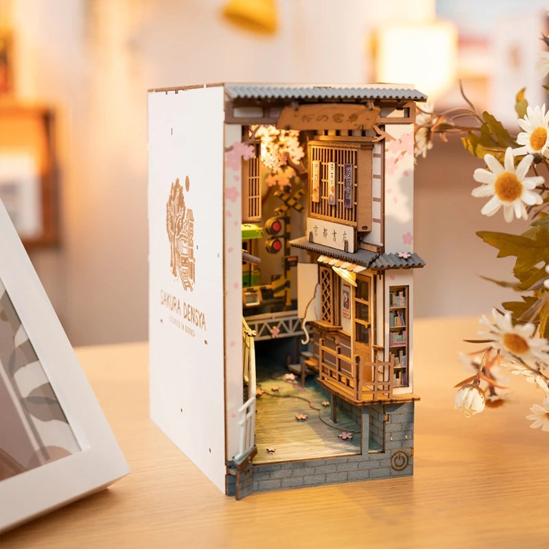 Maqueta Sujetalibros Sakura Densya Rolife TGB01